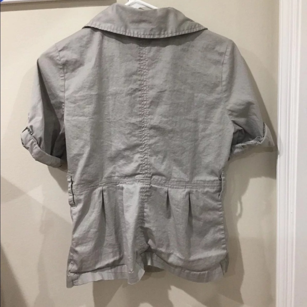 Lightweight jacket - Picture 3 of 3